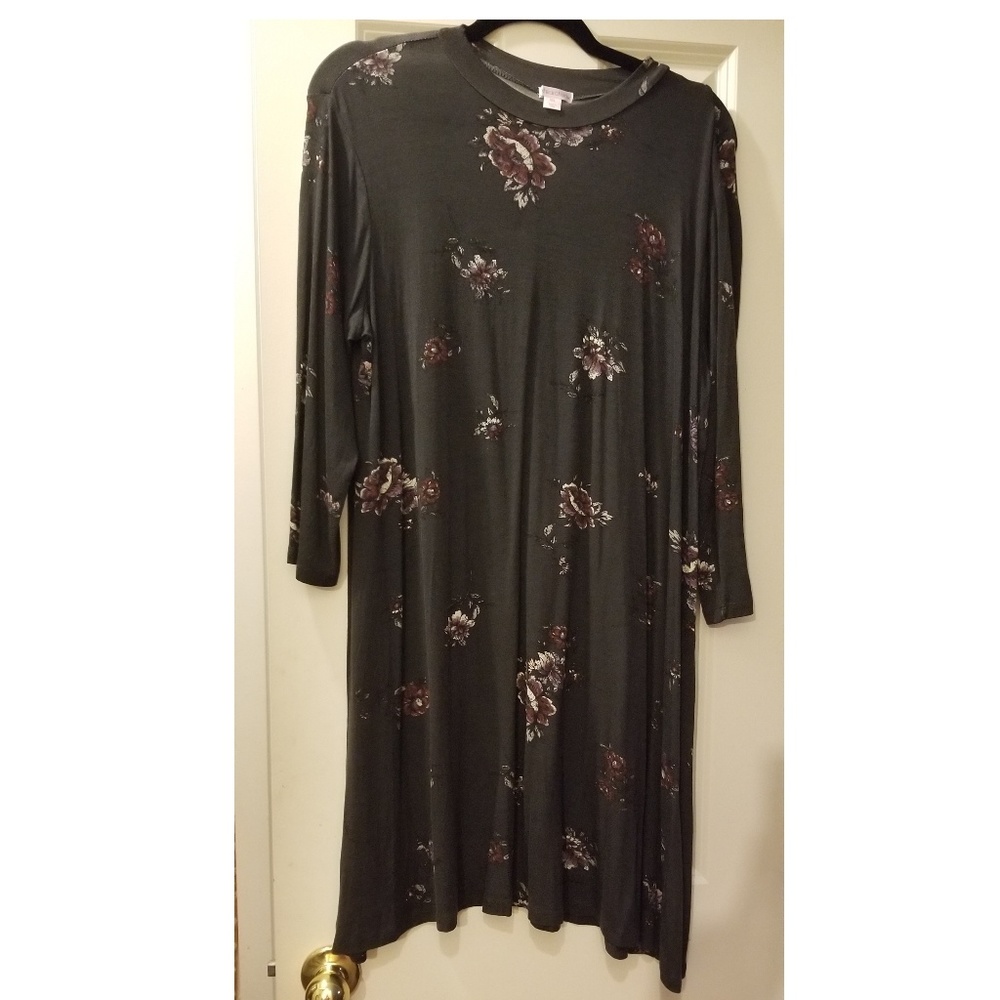Long sleeve floral midi dress